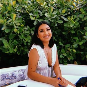 Meet your Posher, Adriana